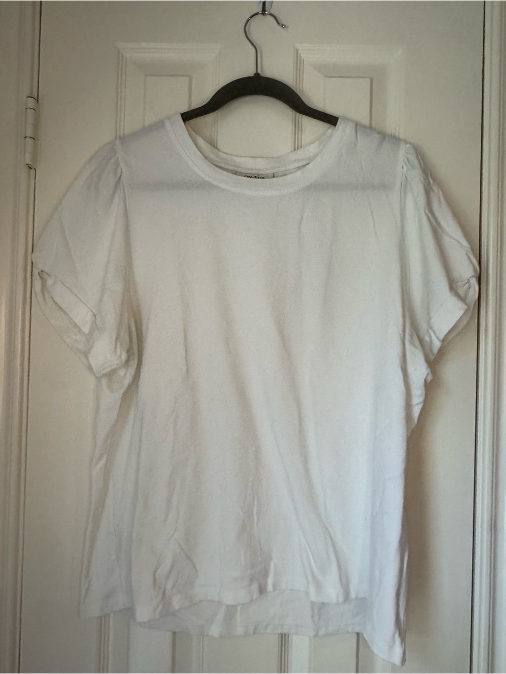 Women's White Short-Sleeve Crewneck Tee